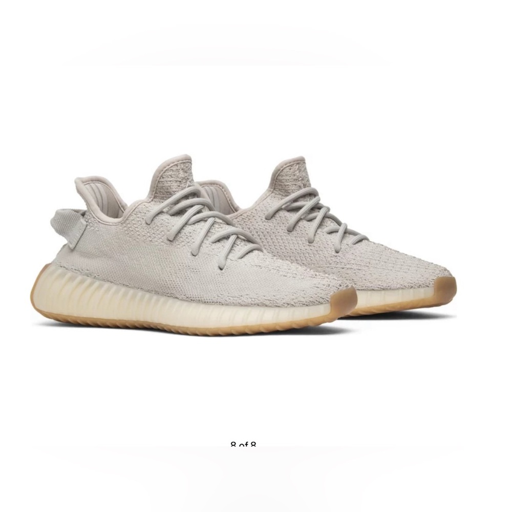 2018
Yeezy Boost 350 V2 'Sesame very gently used. Great condition
